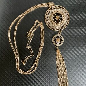 Gold and Silver type necklace